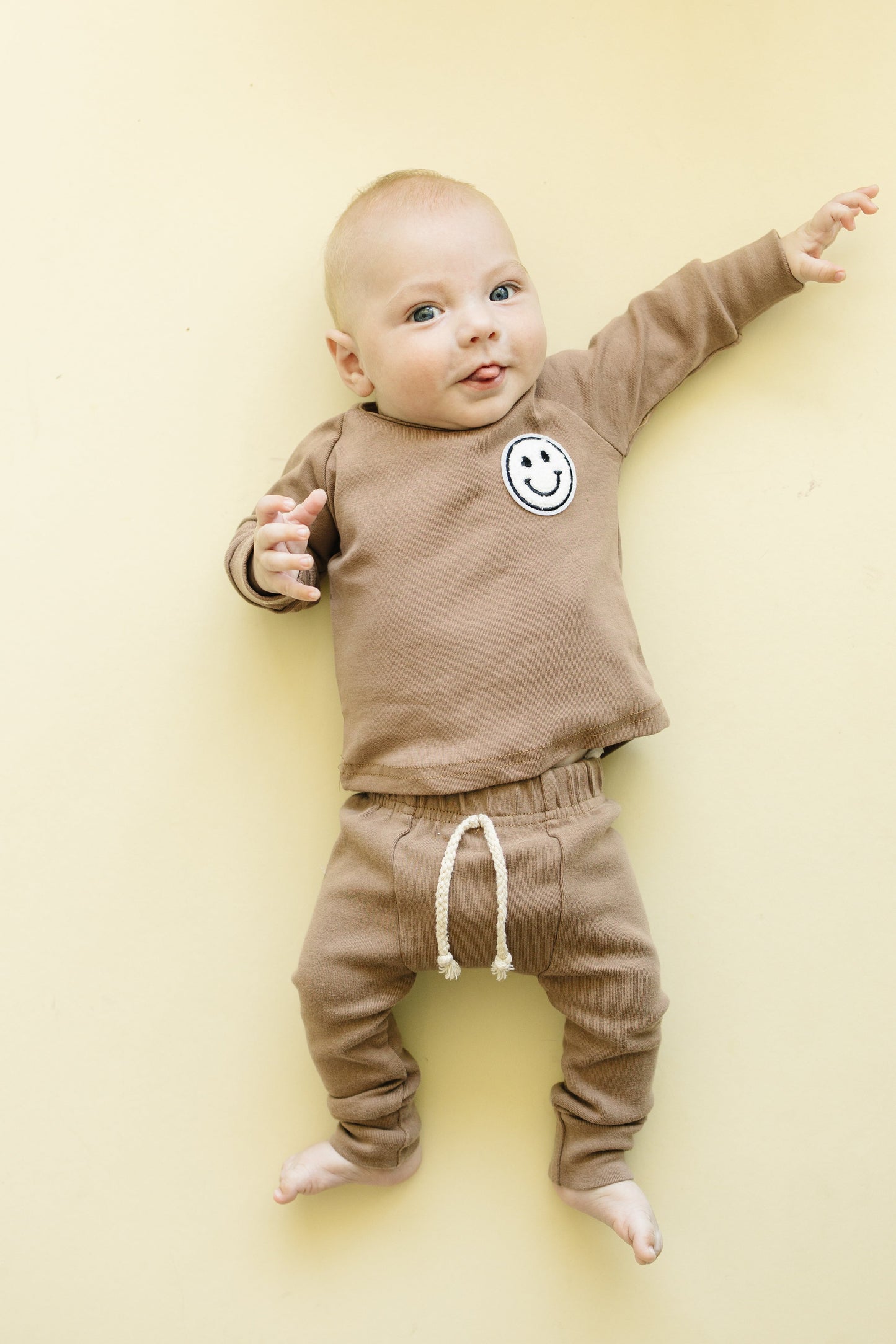 baby cotton lounge set brown kids two piece lounge set cotton babies brown smiley face set pants and long sleeve 