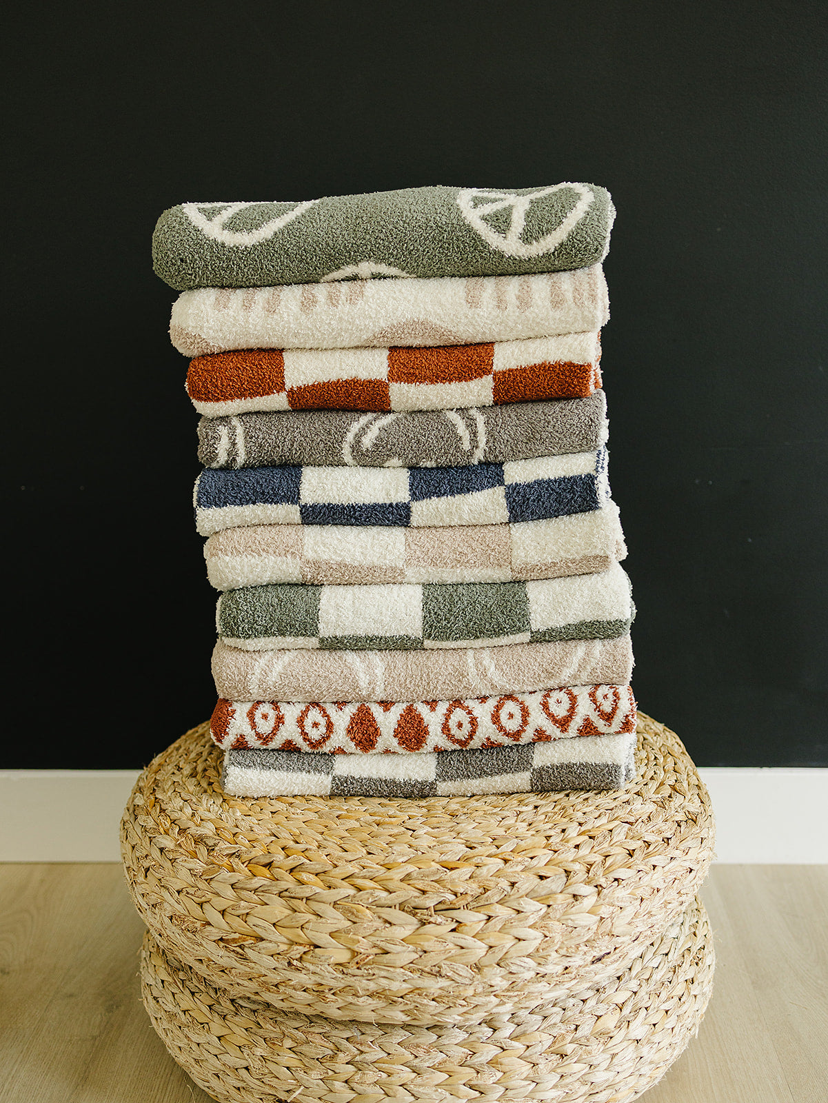 fuzzy checkered blue white blanket plush blanky checkers blue and white 