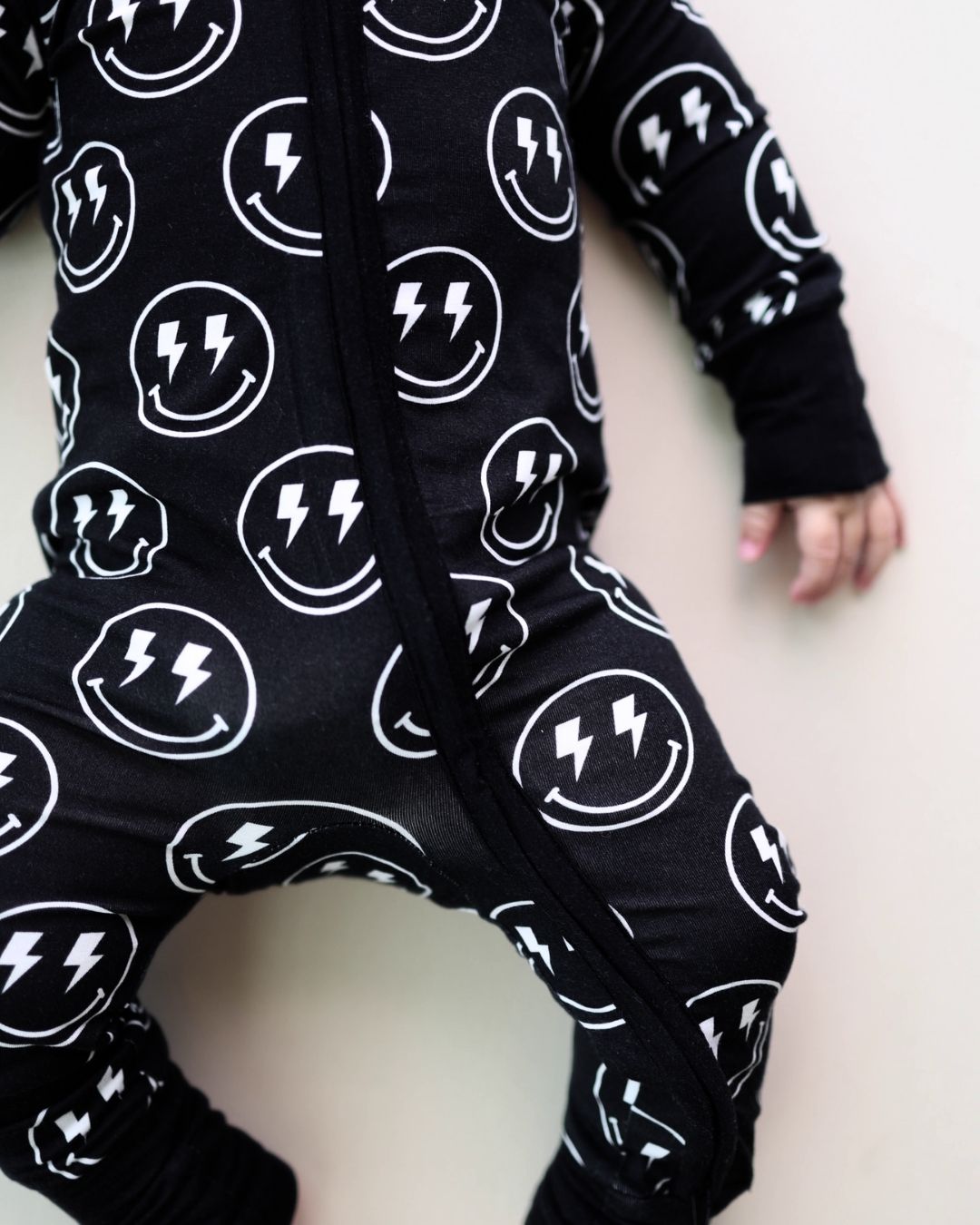 viscose baby black bamboo zip up romper smiley face kids bamboo electric smiley zip up suit baby