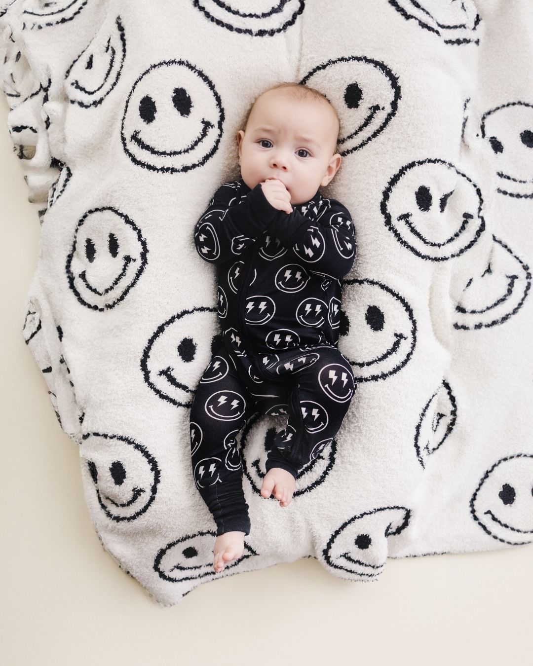 viscose baby black bamboo zip up romper smiley face kids bamboo electric smiley zip up suit baby